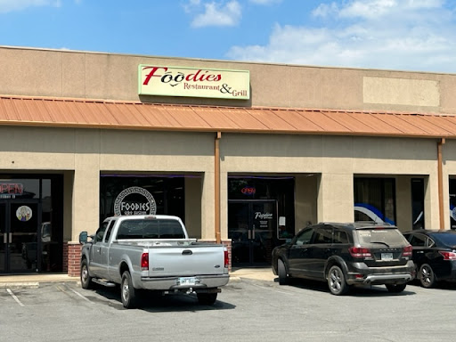 Photo of Foodies Restaurant & Grill - 2405 E Parkway Dr #2, Russellville, AR 72802