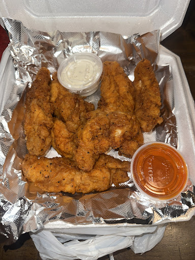 Photo of DB mart Munchies (Halal Chicken and Grill) - 894 Maple Ave, Hartford, CT 06114