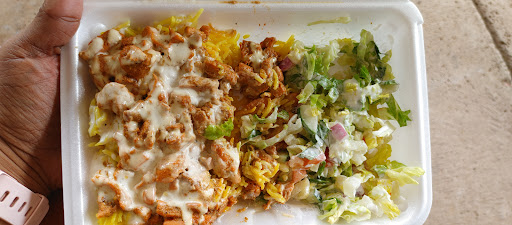 Photo of DB mart Munchies (Halal Chicken and Grill) - 894 Maple Ave, Hartford, CT 06114