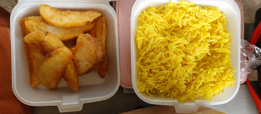 Photo of DB mart Munchies (Halal Chicken and Grill) - 894 Maple Ave, Hartford, CT 06114