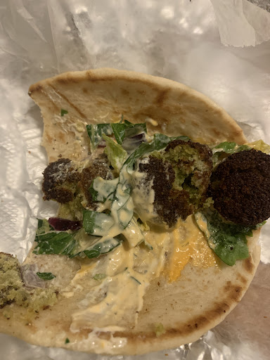 Photo of DB mart Munchies (Halal Chicken and Grill) - 894 Maple Ave, Hartford, CT 06114