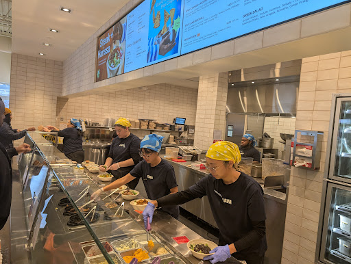 Photo of CAVA - 7211 Lake St, River Forest, IL 60305