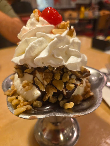 Photo of Friendly's - 1160 Main St, Haverhill, MA 01830