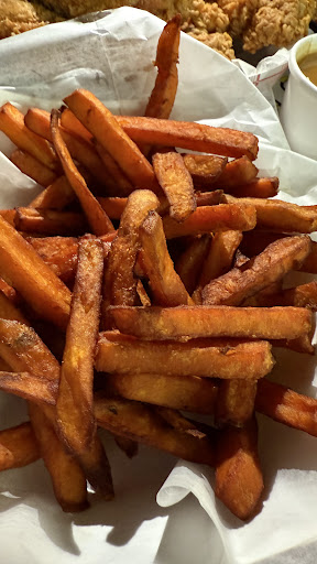 Photo of NYC Restaurant Halal Platters & Pizza - 1143 Main St, Paterson, NJ 07503