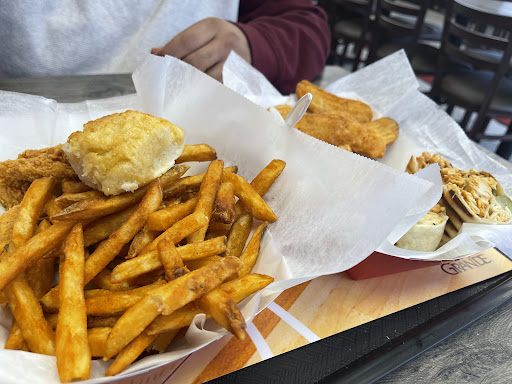 Photo of NYC Restaurant Halal Platters & Pizza - 1143 Main St, Paterson, NJ 07503