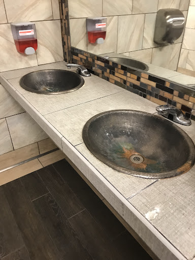 Photo of Wendy's - 4235 Vine St, Hays, KS 67601