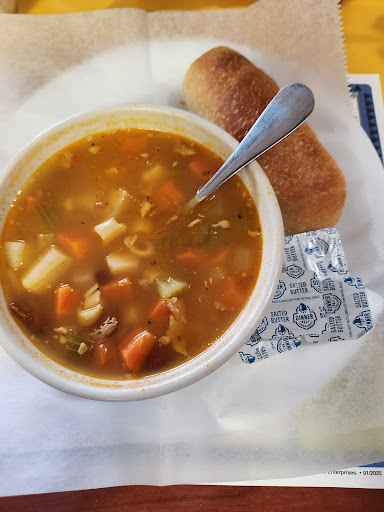 Photo of Pizza Pie-O-Near - 6 Rittenhouse Pl, Drums, PA 18222