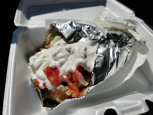 Photo of De-Onna's Restaurant - 16 S Main St, Hubbard, OH 44425