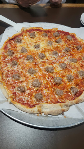 Photo of Sammy's Pizza & Restaurant - Hibbing - 106 E Howard St, Hibbing, MN 55746