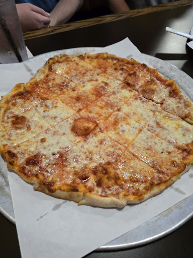 Photo of Sammy's Pizza & Restaurant - Hibbing - 106 E Howard St, Hibbing, MN 55746