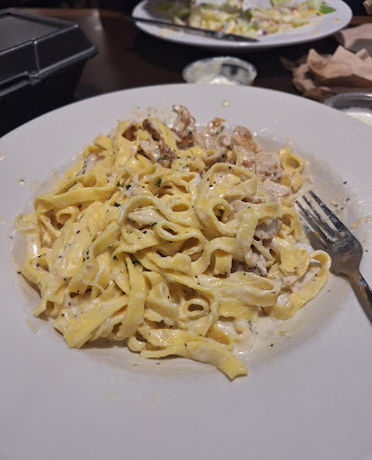 Photo of Sammy's Pizza & Restaurant - Hibbing - 106 E Howard St, Hibbing, MN 55746