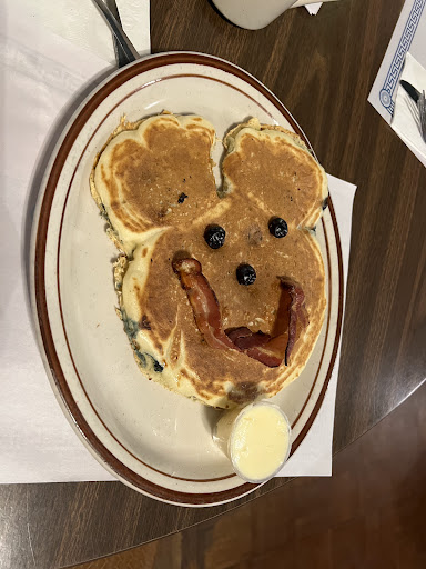 Photo of Sportsmen’s Restaurant & Taverna - 509 E Howard St, Hibbing, MN 55746