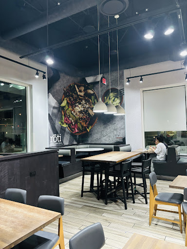 Photo of Roti Mediterranean Bowls. Salads. Pitas. - 798 Skokie Blvd, Northbrook, IL 60062