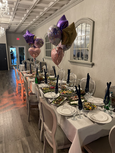 Photo of Mimino Restaurant - 415 NJ-18, East Brunswick, NJ 08816