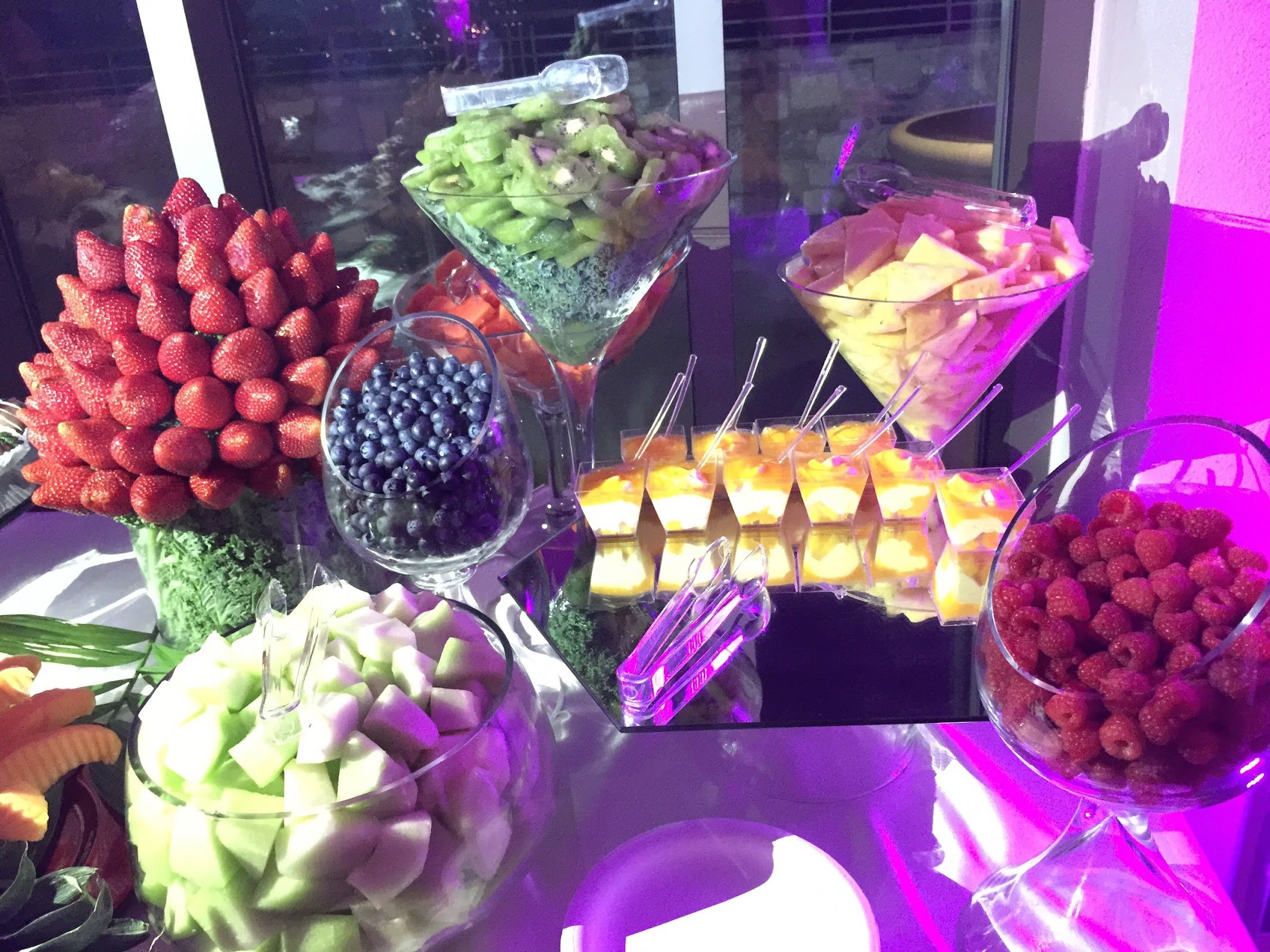 Photo of Pom & Olive - 1400 Bristol St Unit C, Costa Mesa, CA 92626