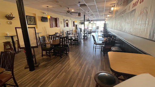 Photo of DoughLicious Restaurant & Catering - 25383 Madison Ave Ste A-101, Murrieta, CA 92562