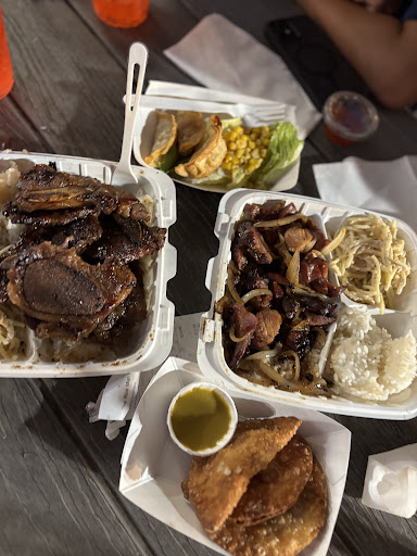 Photo of Food truck park - 1944 Kalākaua Ave, Honolulu, HI 96815