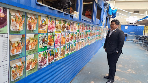 Photo of Blue Ocean Seafood & Steak - 2449 Kūhiō Ave., Honolulu, HI 96815