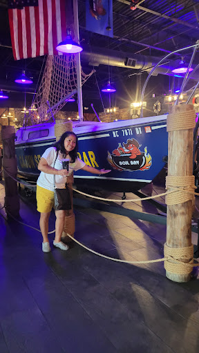 Photo of Boil Bay Cajun Seafood and Bar - 1829 Southpark Blvd, Colonial Heights, VA 23834