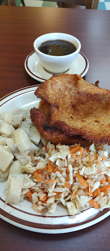 Photo of Strawberry Deli & Gyros - 3095 Fort Campbell Blvd H, Clarksville, TN 37042