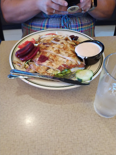 Photo of Red Olive Restaurant - Howell - 3838 E Grand River Ave, Howell, MI 48843