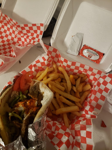 Photo of Maxwell's Cafe and Market - 801 4th St SE, Minneapolis, MN 55414