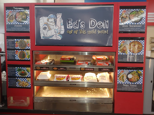 Photo of Super USA and Ed's deli - 2424 Larpenteur Ave W, Lauderdale, MN 55113