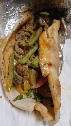 Photo of Super USA and Ed's deli - 2424 Larpenteur Ave W, Lauderdale, MN 55113