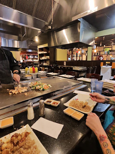 Photo of Fuji Japanese Sushi & Steak House - 915 13th St, Ashland, KY 41101