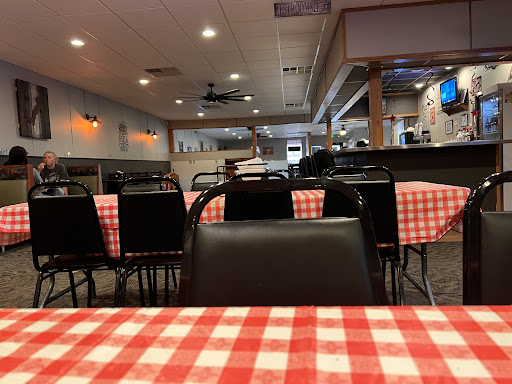 Photo of Fire Pit Pizzeria - 460 Dakota Ave S, Huron, SD 57350