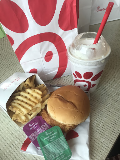 Photo of Chick-fil-A - 1809 E 17th Ave, Hutchinson, KS 67501