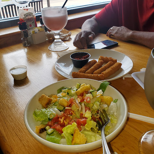 Photo of Applebee's Grill + Bar - 611 25th St SW, Jamestown, ND 58401