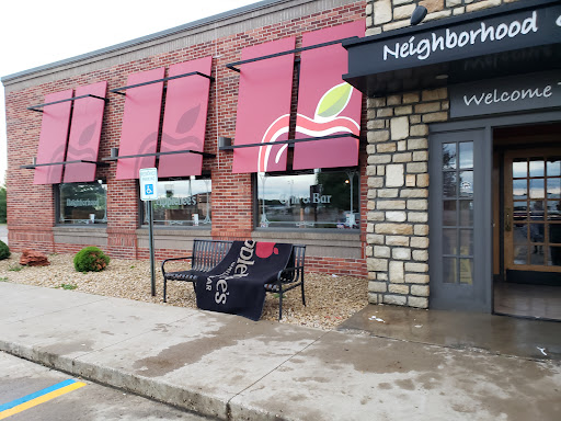 Photo of Applebee's Grill + Bar - 611 25th St SW, Jamestown, ND 58401