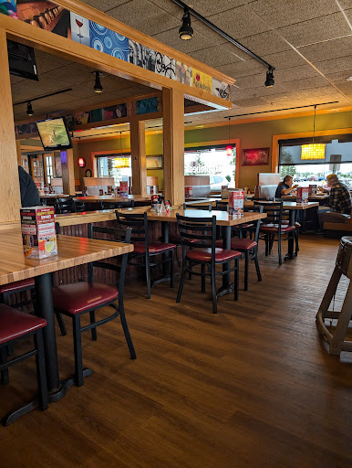 Photo of Applebee's Grill + Bar - 611 25th St SW, Jamestown, ND 58401
