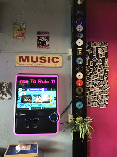 Photo of Decades Pub and Grub - 2314 4th St, Tuscaloosa, AL 35401