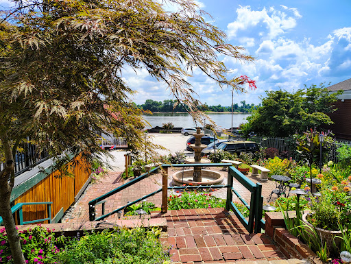 Photo of Café Arazu - 17 W Jennings St, Newburgh, IN 47630