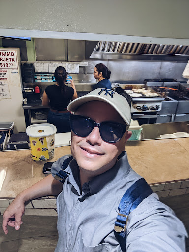 Photo of La Cocinita - 2317 Veterans Memorial Blvd, Kenner, LA 70062