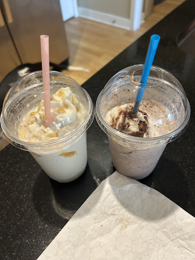 Photo of Pickle and Buns - 1515 River Shore Dr, Louisville, KY 40206