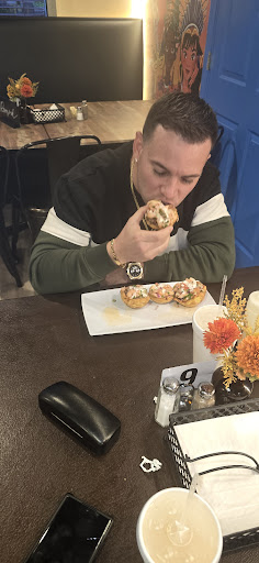 Photo of Las Chamas Venezuelan Food - 8019 Dixie Hwy, Louisville, KY 40258