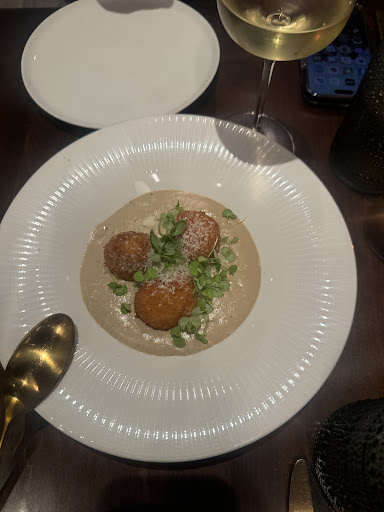 Photo of Ara Jupiter - 1406 S Cypress Dr, Jupiter, FL 33469