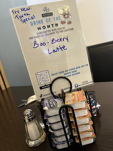 Photo of Meemom's Middletown - 1383 NJ-35, Middletown Township, NJ 07748