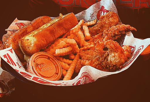 Photo of Raising Cane's Chicken Fingers - 3720 2nd Ave, Kearney, NE 68847