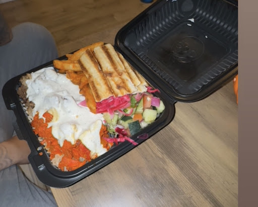 Photo of Halal Munchies - Berlin, CT - 1943 Berlin Tpke Unit H, Berlin, CT 06037