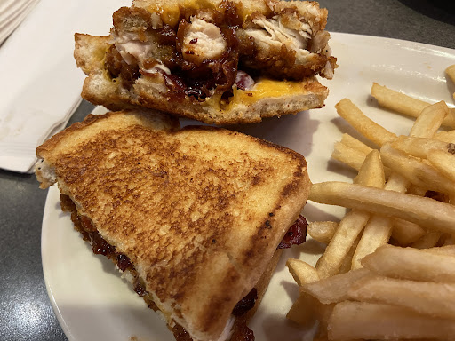 Photo of Friendly's - 3420 Berlin Tpke, Newington, CT 06111