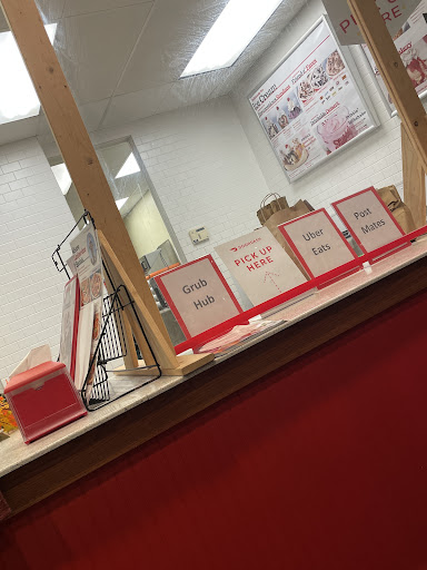 Photo of Friendly's - 3420 Berlin Tpke, Newington, CT 06111