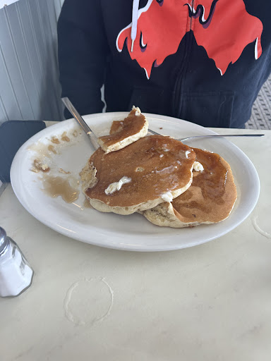 Photo of Olympos Diner - 1130 E Main St, Meriden, CT 06450