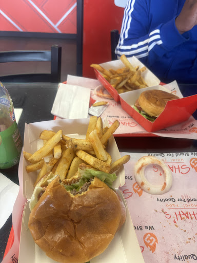 Photo of Shah’s Halal Food - Hamden - 2100 Dixwell Ave Suite 286, Hamden, CT 06514