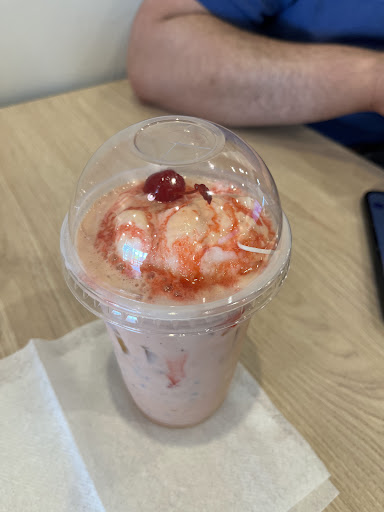 Photo of Signature Cafe - 115 Krispy Kreme Drive #1, Bloomington, IL 61704