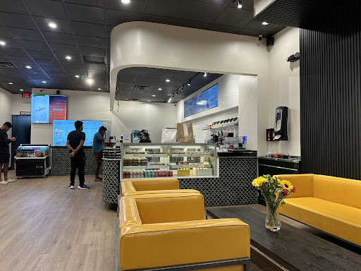 Photo of Signature Cafe - 115 Krispy Kreme Drive #1, Bloomington, IL 61704