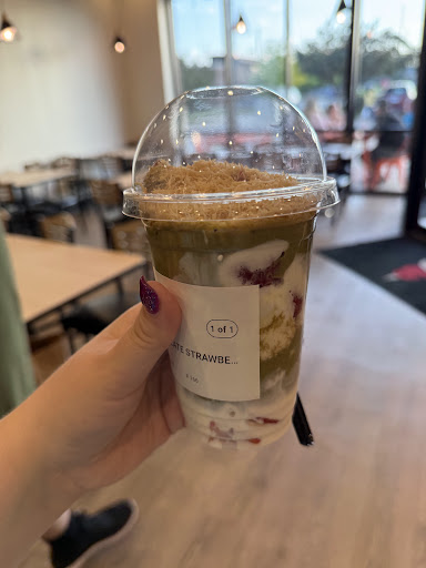 Photo of Signature Cafe - 115 Krispy Kreme Drive #1, Bloomington, IL 61704